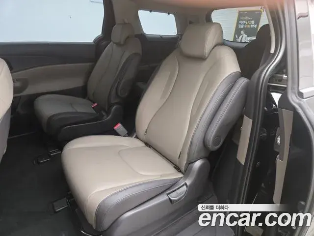 Kia Carnival 2024 — Photo 2/19