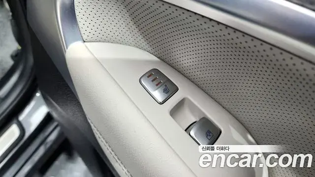 Genesis G70 2021 — ფოტო 2/20