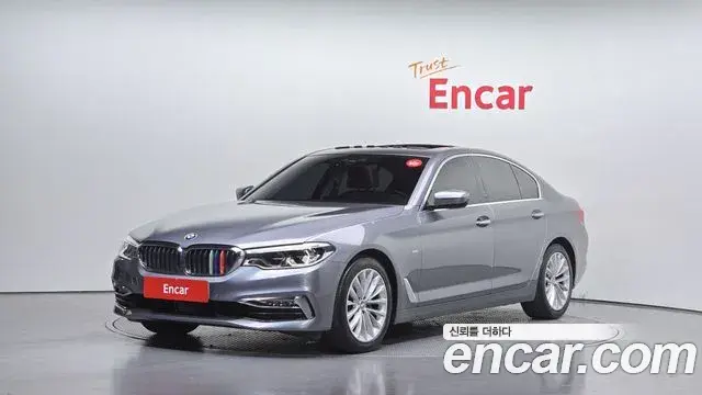 BMW 5 Series 2018 — Photo 11/20