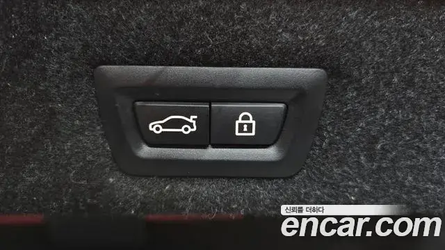 BMW 5 Series 2018 — Photo 2/20