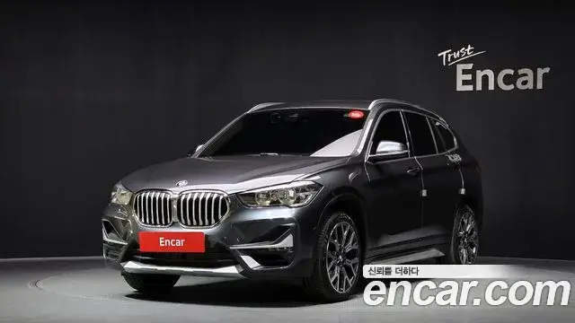 BMW X1 2022 — Photo 6/20