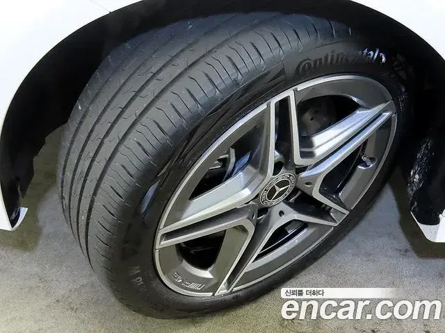 Mercedes-Benz CLA-Class 2025 — Şəkil 12/20