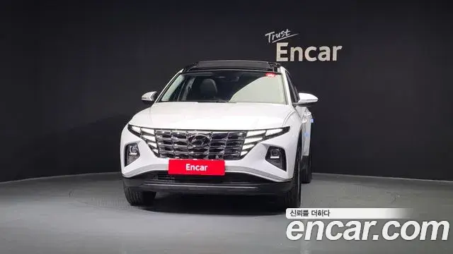 Hyundai The New Tucson 2023 — Фото 3/20