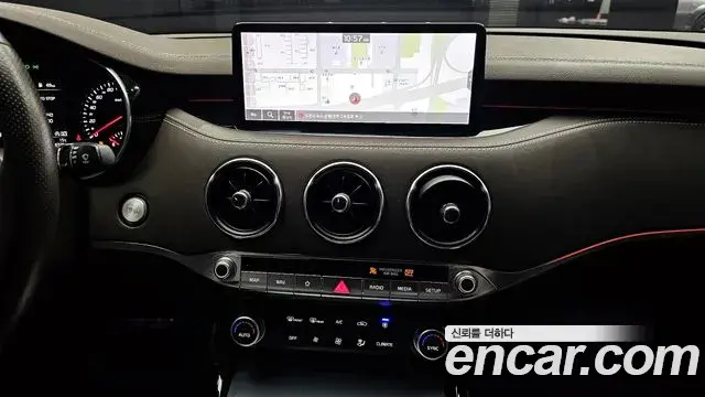 Kia Stinger Meister 2021 — ფოტო 18/20