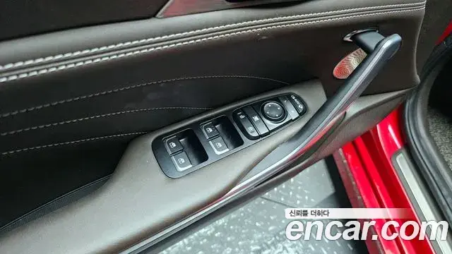 Kia Stinger Meister 2021 — ფოტო 10/20