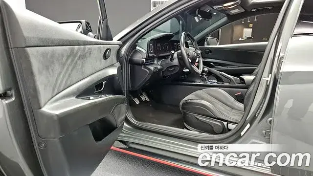 Hyundai The New Avante Hybrid 2022 — ფოტო 16/20