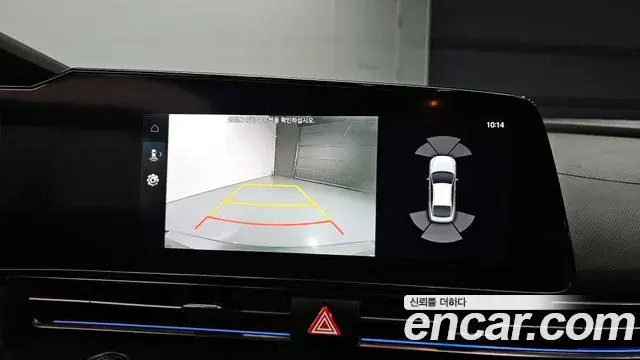 Hyundai The New Avante Hybrid 2022 — ფოტო 8/20