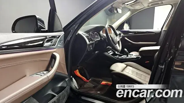 BMW X3 2019 — ფოტო 18/20