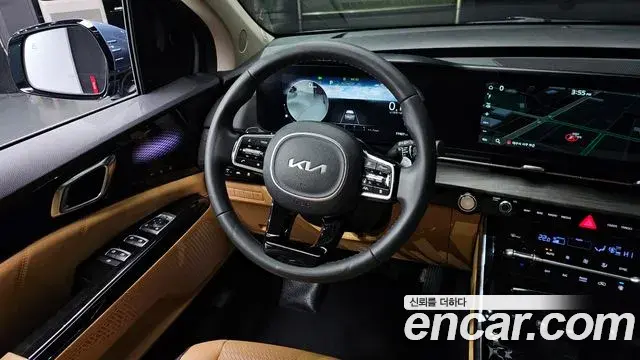 Kia Carnival 2023 — Фото 12/20