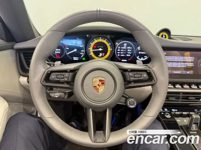 Porsche 911 2023 — Photo 16/20