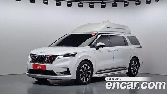 Kia Carnival 2023 — ფოტო 10/20