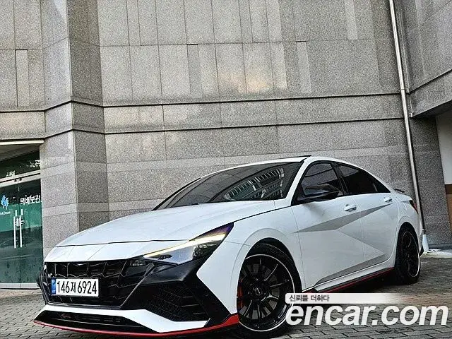 Hyundai The New Avante Hybrid 2022 — ფოტო 8/20