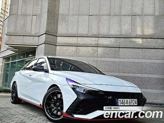 Hyundai The New Avante Hybrid 2022 — ფოტო 5/20