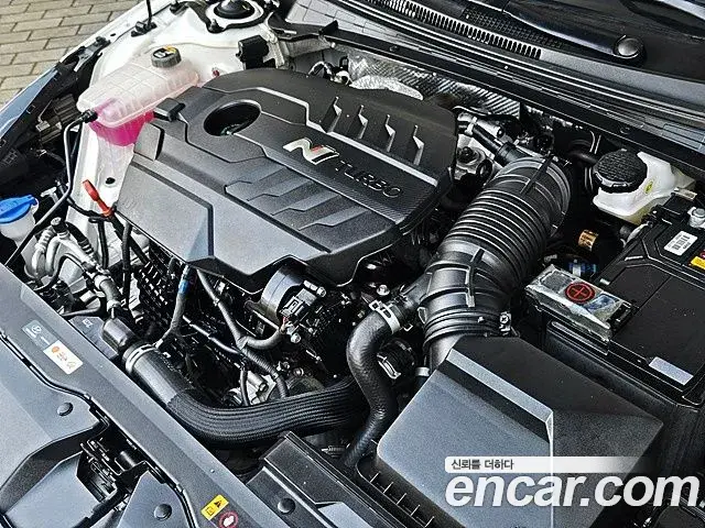 Hyundai The New Avante Hybrid 2022 — ფოტო 1/20