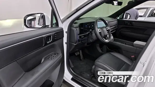 Hyundai Santa Fe 2023 — ფოტო 6/20