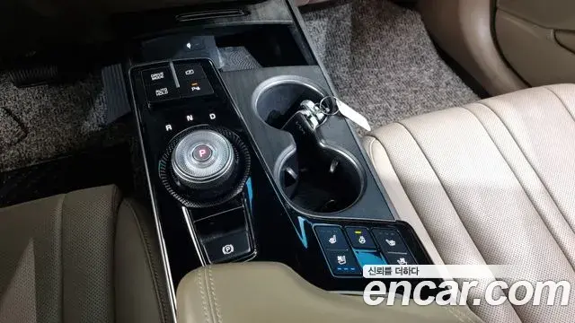 Kia K8 2021 — Şəkil 8/20