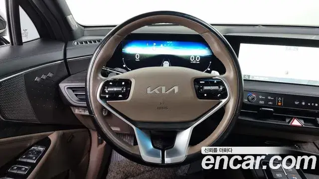 Kia K8 2021 — Şəkil 18/20