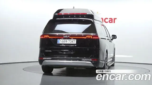 Kia Carnival 2022 — Фото 3/20