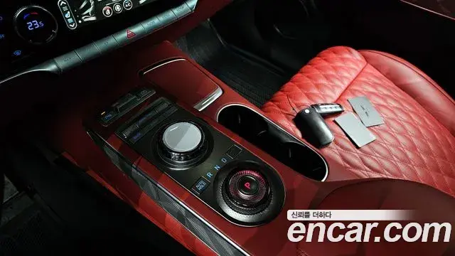 Genesis GV70 2023 — ფოტო 20/20
