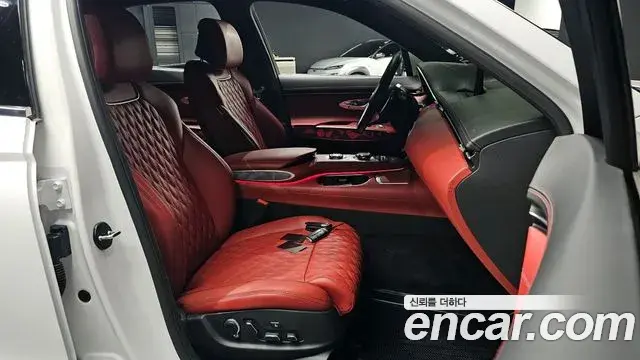 Genesis GV70 2023 — ფოტო 10/20