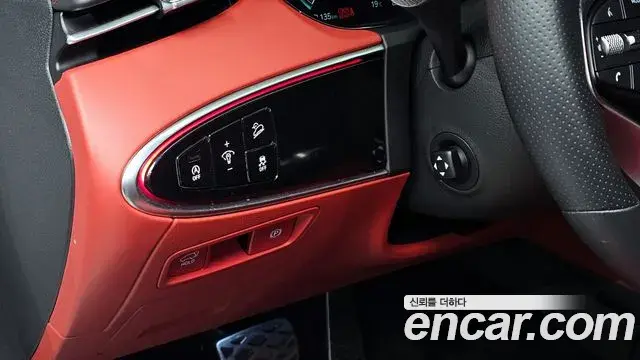 Genesis GV70 2023 — ფოტო 19/20
