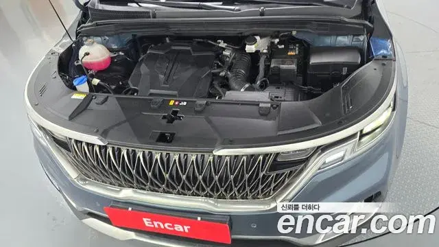 Kia Carnival 2023 — Фото 6/20