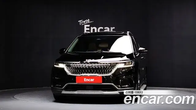 Kia Carnival 2022 — Photo 7/23