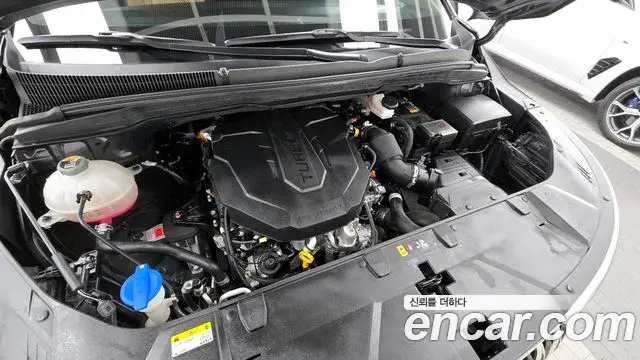 Kia Carnival 2022 — Photo 19/23