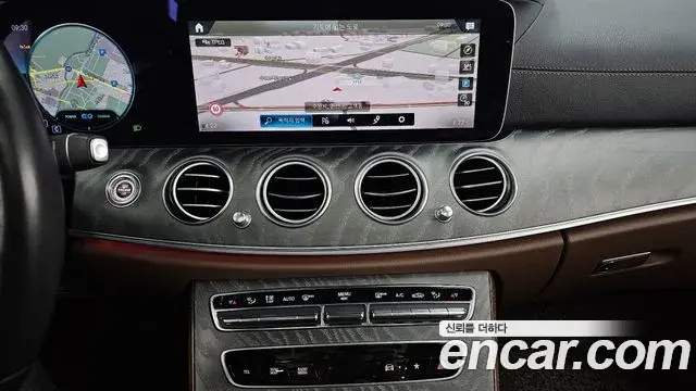 Mercedes-Benz E-Class 2022 — Şəkil 7/20