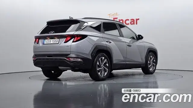 Hyundai Tucson Hybrid 2021 — Photo 4/20
