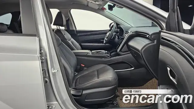 Hyundai Tucson Hybrid 2021 — Photo 19/20
