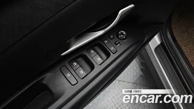 Hyundai Tucson Hybrid 2021 — Photo 9/20