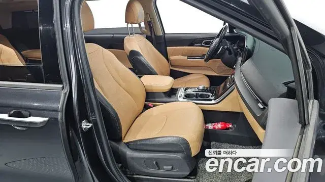 Kia Carnival 2020 — Photo 20/20