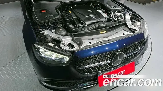 Mercedes-Benz E-Class 2021 — ფოტო 5/20