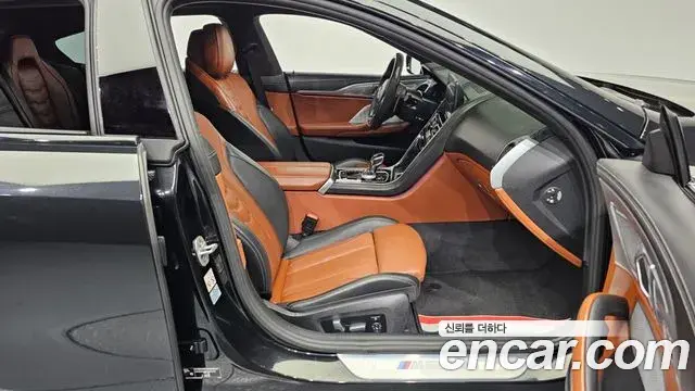 BMW 8 Series 2023 — ფოტო 20/20