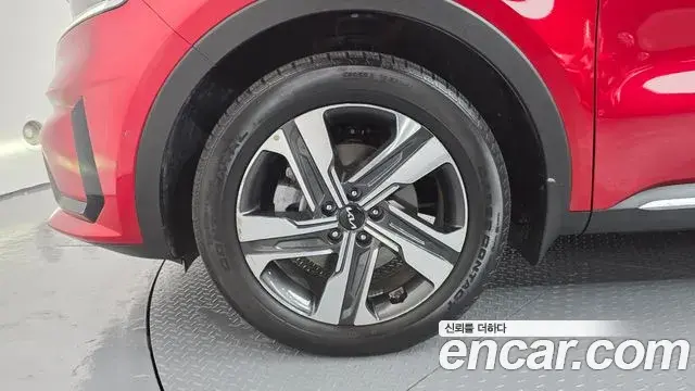 Kia Sorento 2023 — Фото 5/20
