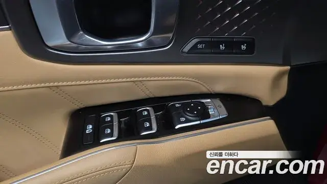 Kia Sorento 2023 — Фото 17/20