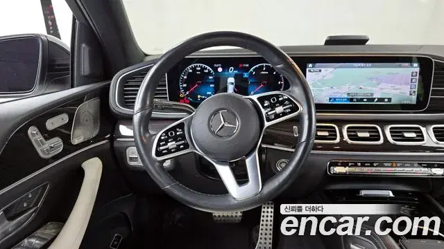 Mercedes-Benz GLE-Class 2022 — ფოტო 6/20