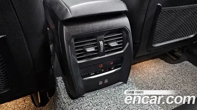 BMW 3 Series 2021 — Photo 10/20