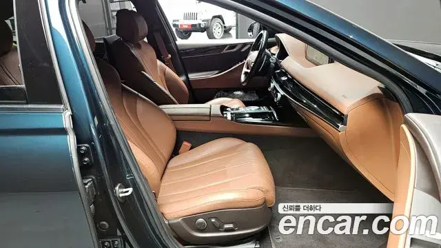 Genesis G80 2021 — ფოტო 17/20
