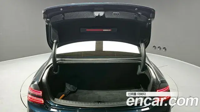 Genesis G80 2021 — ფოტო 15/20