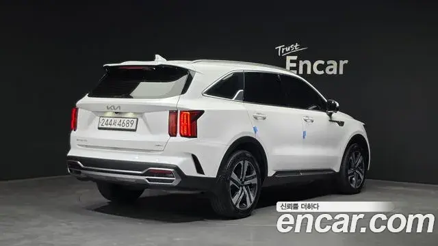 Kia Sorento 2022 — Şəkil 13/20