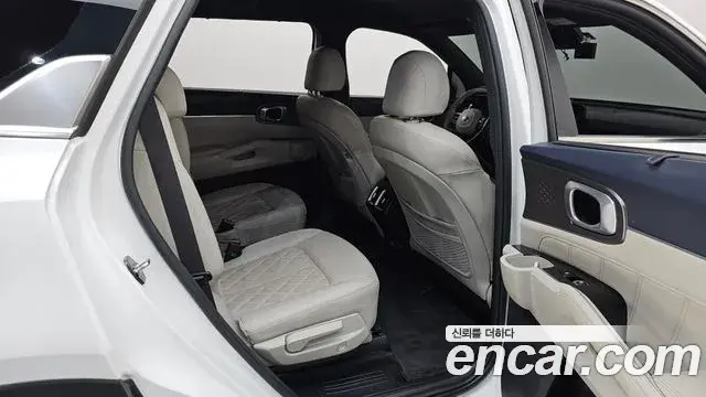 Kia Sorento 2020 — Фото 12/20