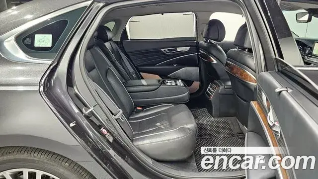 Kia The K9 2018 — ფოტო 17/20