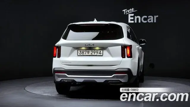 Kia Sorento 2024 — Şəkil 13/20