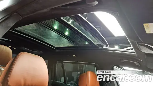 BMW X7 2023 — ფოტო 16/20
