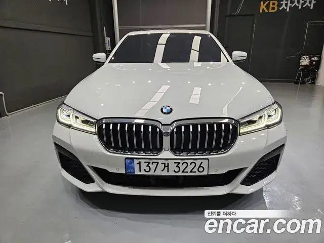 BMW 5 Series 2022 — Photo 15/20