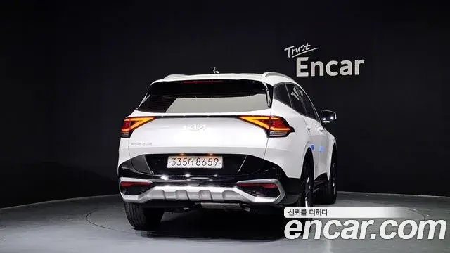 Kia Sportage 2021 — Фото 4/20