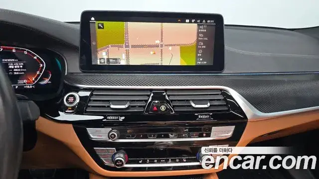 BMW 5 Series 2022 — ფოტო 2/20