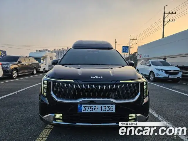 Kia Carnival 2024 — Şəkil 8/20
